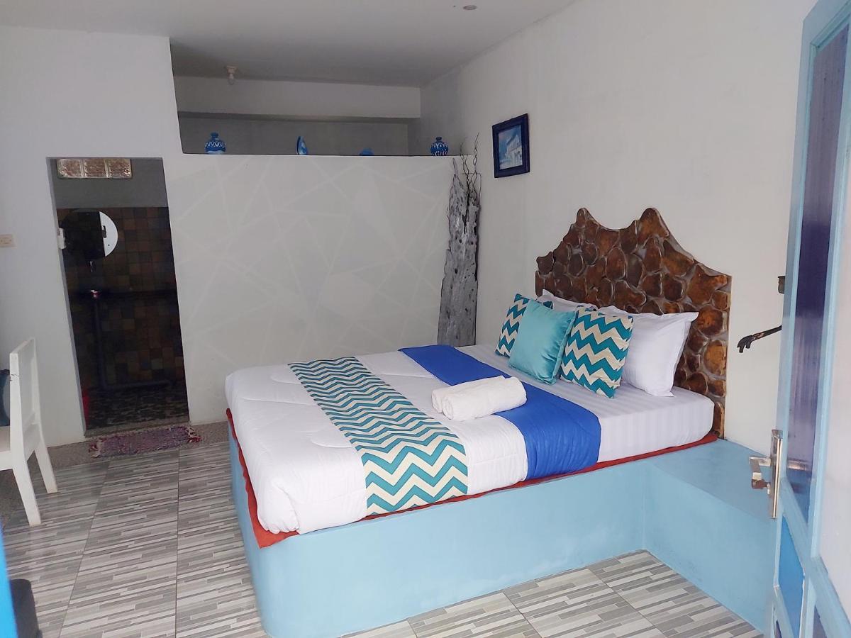 Blue Coral Homestay Karimunjawa Kültér fotó