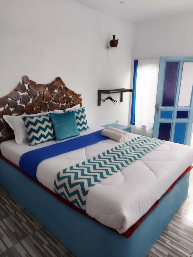 Blue Coral Homestay Karimunjawa Kültér fotó