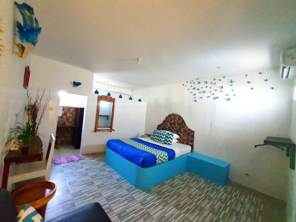 Blue Coral Homestay Karimunjawa Kültér fotó