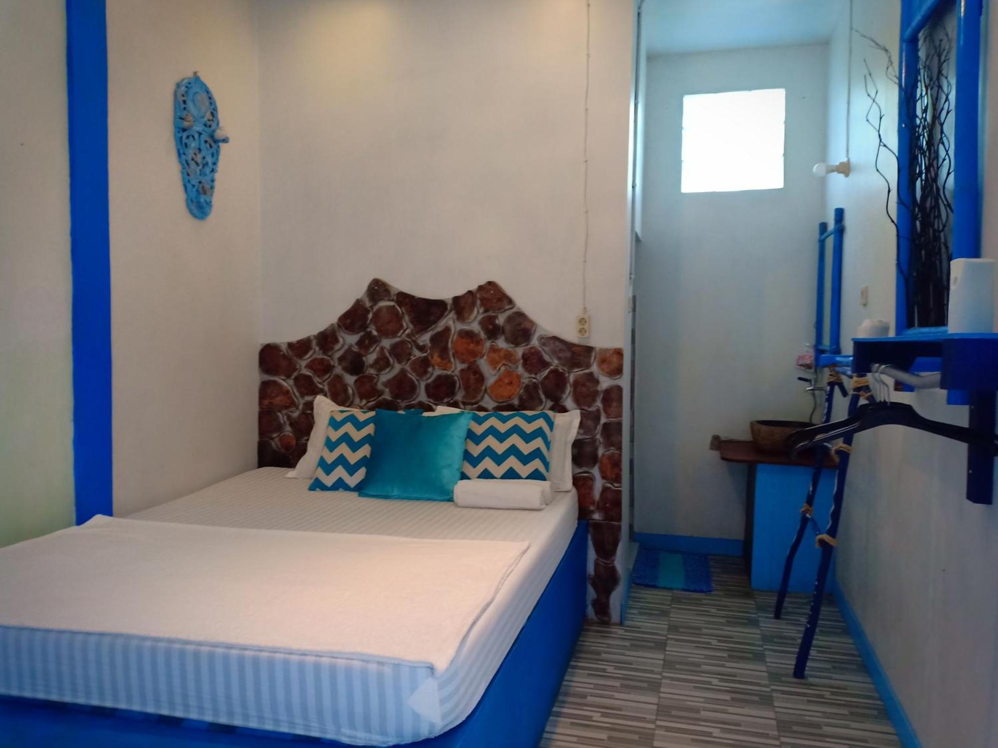 Blue Coral Homestay Karimunjawa Kültér fotó