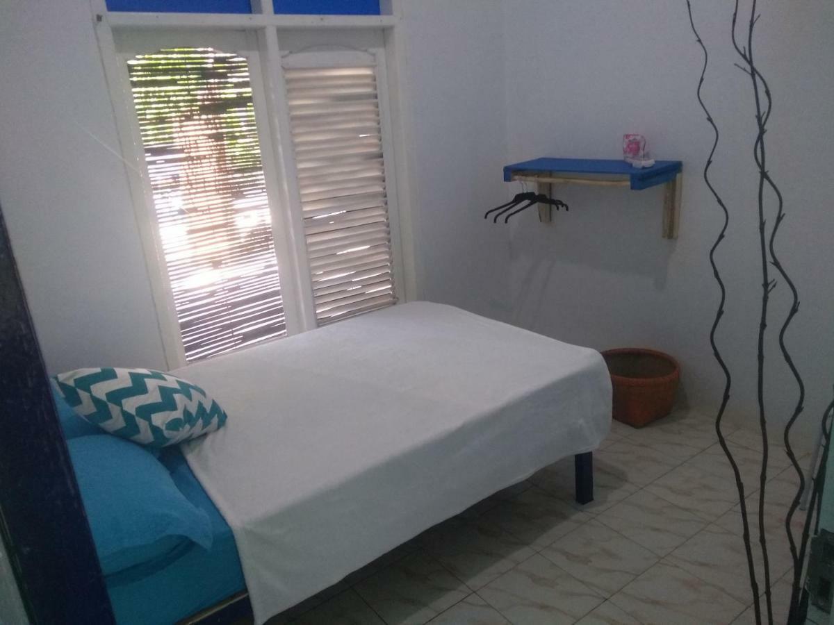 Blue Coral Homestay Karimunjawa Kültér fotó