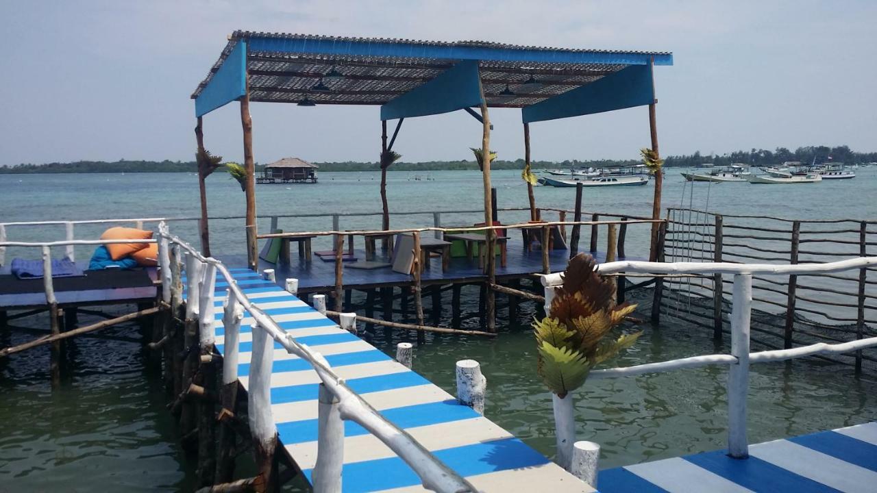 Blue Coral Homestay Karimunjawa Kültér fotó