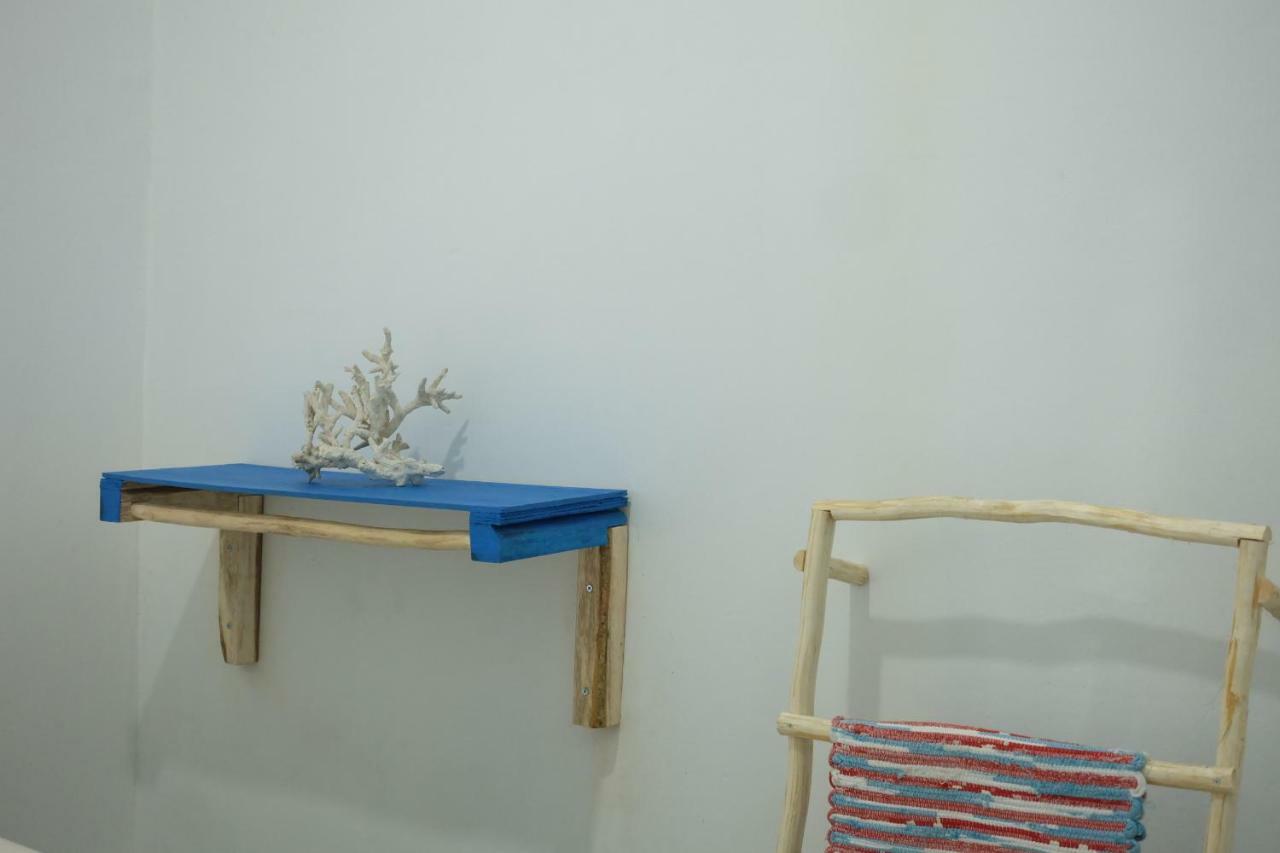 Blue Coral Homestay Karimunjawa Kültér fotó