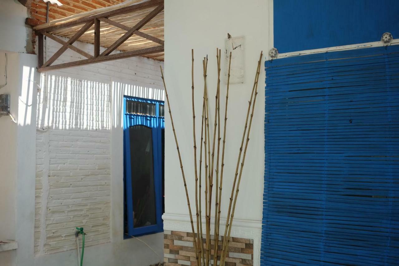 Blue Coral Homestay Karimunjawa Kültér fotó