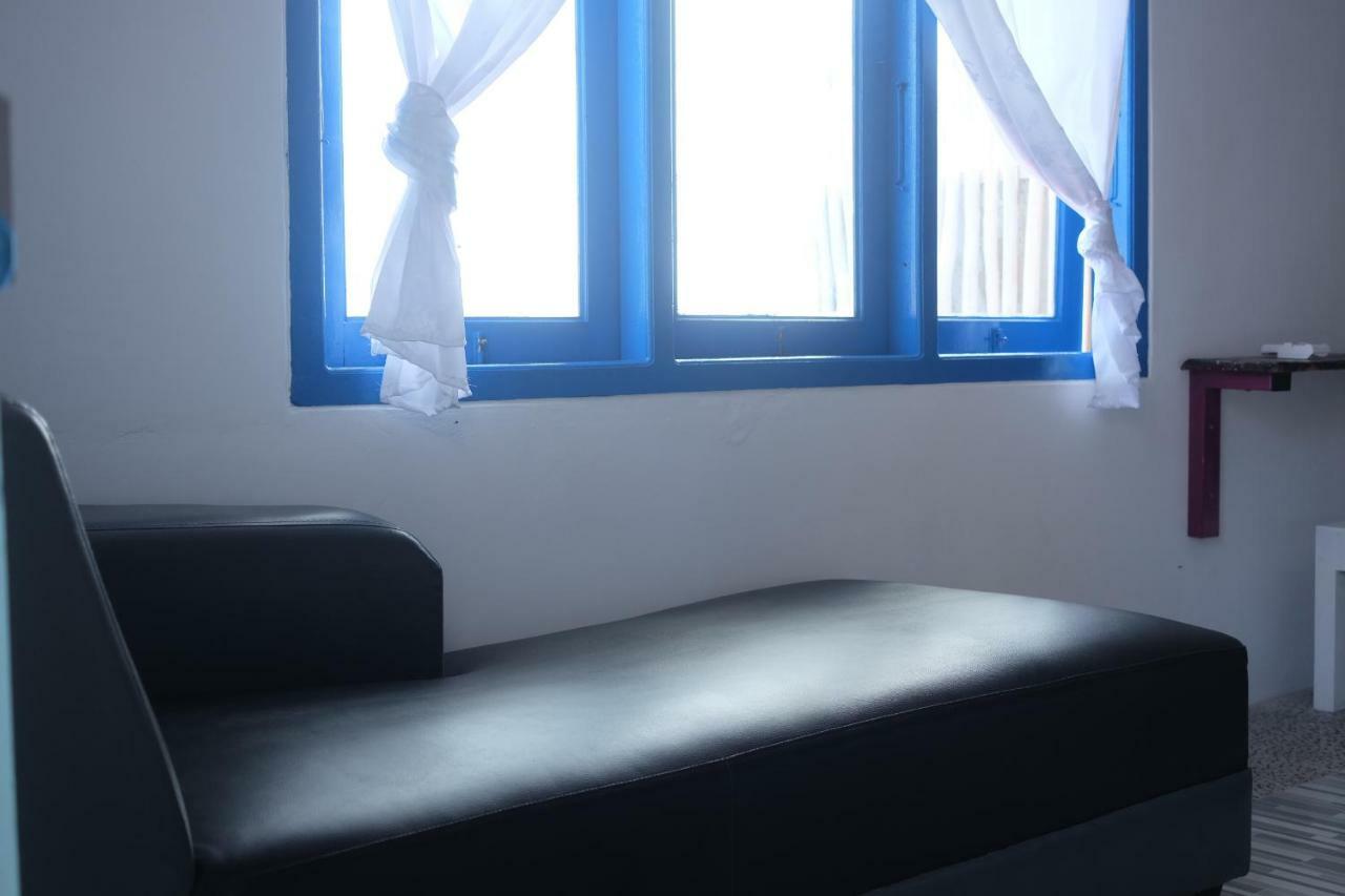 Blue Coral Homestay Karimunjawa Kültér fotó