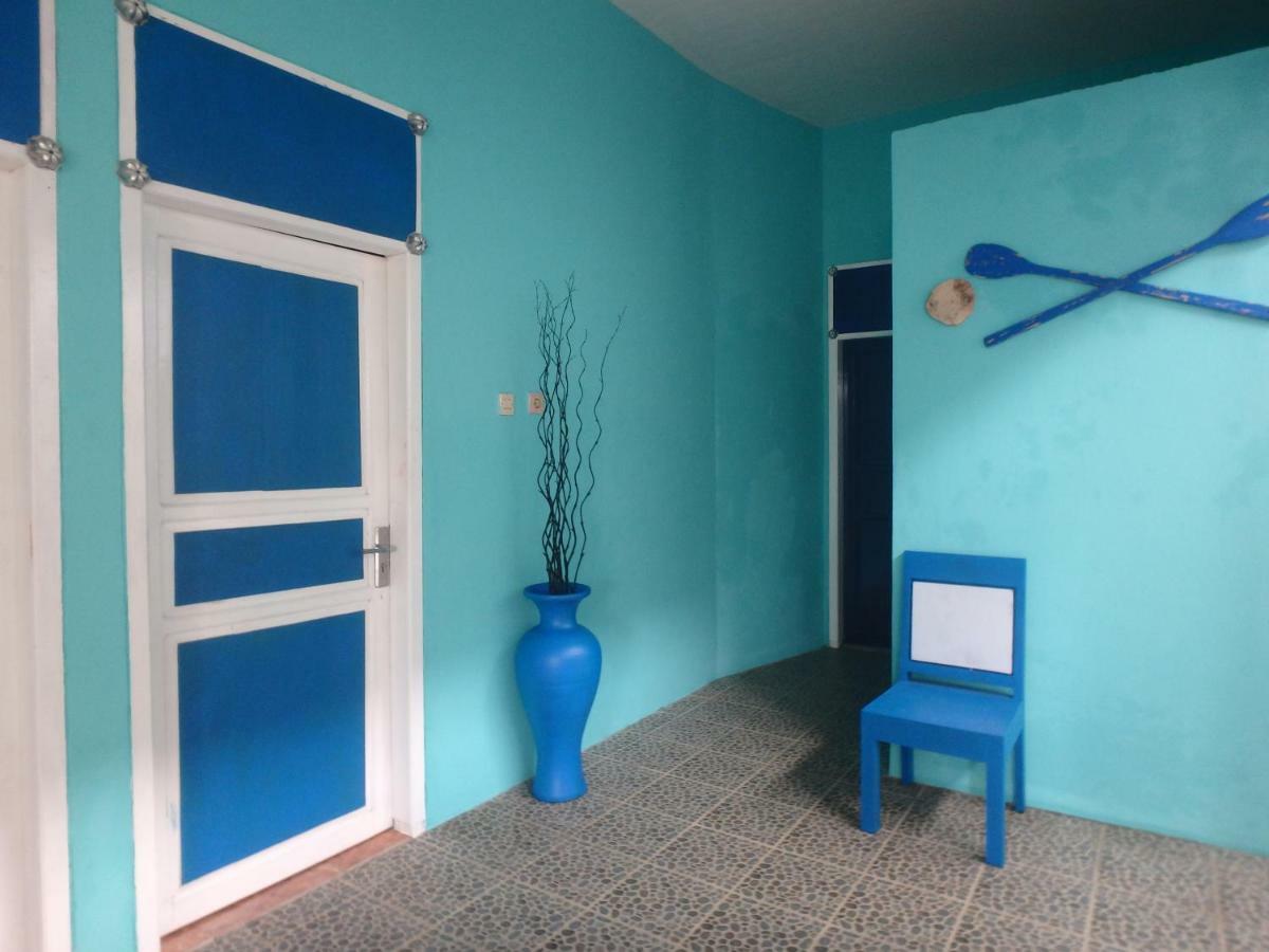 Blue Coral Homestay Karimunjawa Kültér fotó